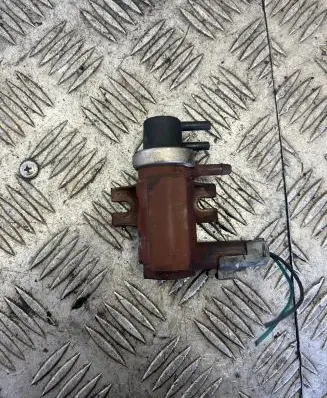 Ford Focus Turbo solenoid valve