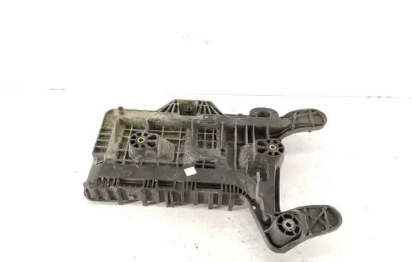 Skoda Octavia Mk2 (1Z) Battery tray 1K0915333