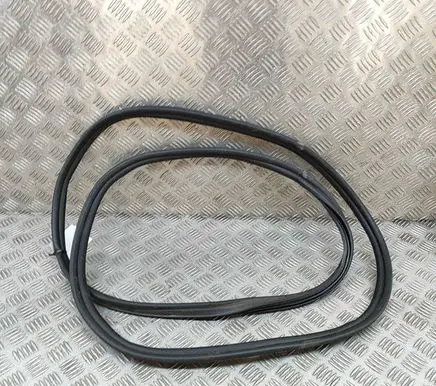 Audi A1 Trunk rubber seal (body) 82A827705