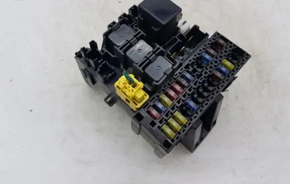 Honda HR-V Fuse module NOCODE