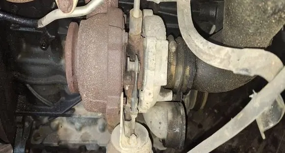 Dodge Caliber Turbo 03G253019H