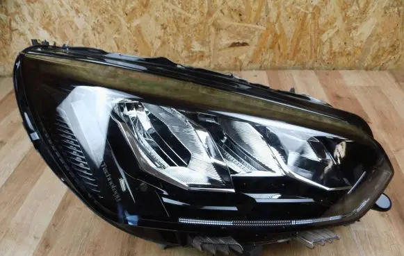 Peugeot 208 Headlight/headlamp 73313326 9833036180