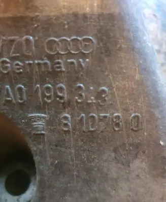 Engine mount bracket