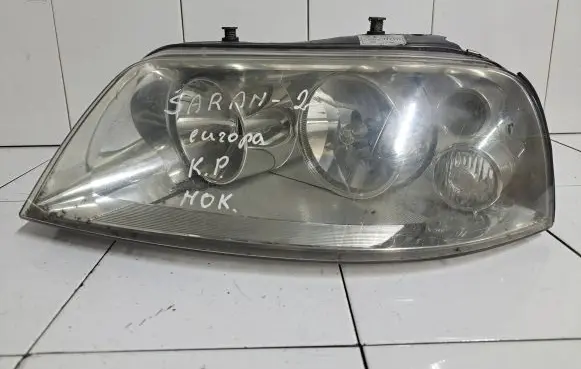 Volkswagen Sharan Headlight/headlamp 7M3941015AB 0301182201 011B02A