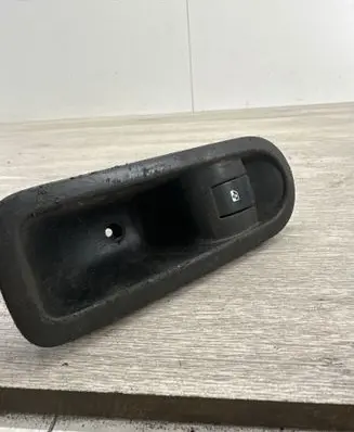 Renault Megane II Electric window control switch 156015540