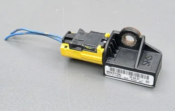 Honda Civic Airbag deployment crash/impact sensor 77930SNAA320M1