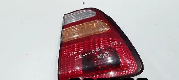 Toyota Land Cruiser (J100) Rear/tail lights