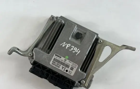 Toyota Auris 150 Engine control unit/module ECU 8966102Y10 0281017097