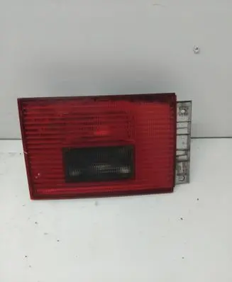 Tailgate rear/tail lights
