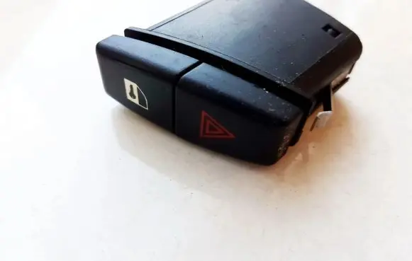 BMW 5 E60 E61 Hazard light switch 61316919506 61316919506-04