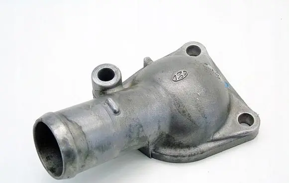Hyundai Santa Fe Thermostat housing G6BAOT1