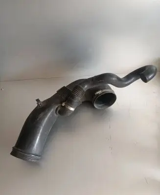 Audi A8 S8 D3 4E Air intake duct part 077129629