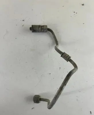 Mitsubishi L200 Fuel injector supply line/pipe 