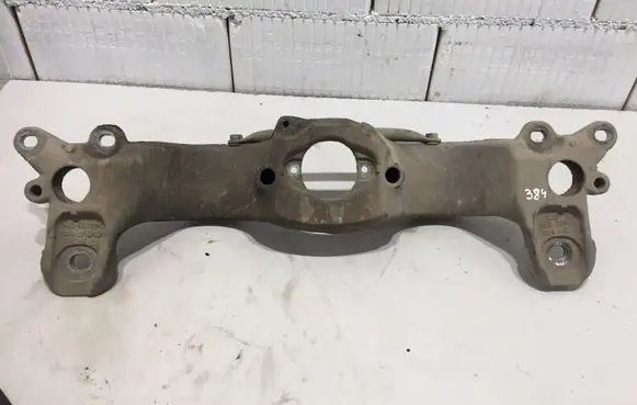 Audi A4 S4 B7 8E 8H Gearbox mounting bracket 8E0399283