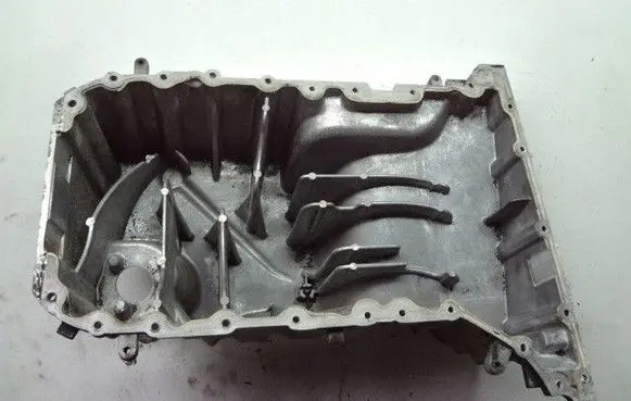 Volkswagen Touareg I Oil sump 070103603H