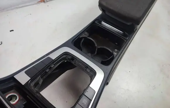 Volkswagen PASSAT CC Armrest 3C0864207P 3C0864263G 3C1863241CR
