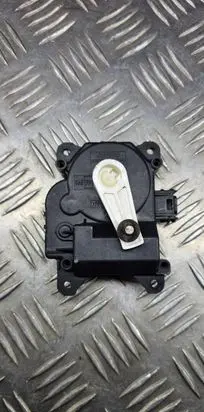 Toyota RAV 4 (XA20) Air flap motor/actuator 0638000181