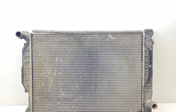 Audi A6 S6 C5 4B Coolant radiator