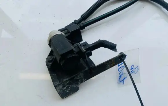 KIA Sorento Turbo solenoid valve 72190316