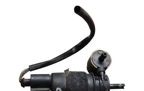 Audi A6 S6 C6 4F Headlight washer pump 3B7955681