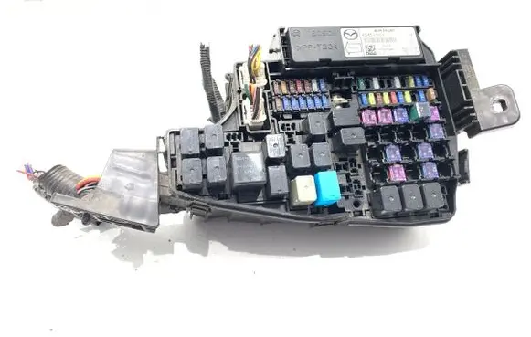 Mazda 6 Fuse box set KD45675X0B