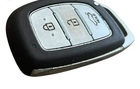 Hyundai i40 Ignition key/card 39r
