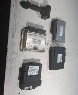 Porsche Cayenne (9PA) Engine ECU kit and lock set 1039S02329 022906032T 0261207714