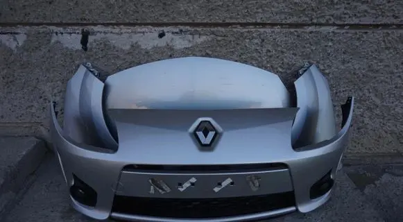 Renault Twingo II Front piece kit 