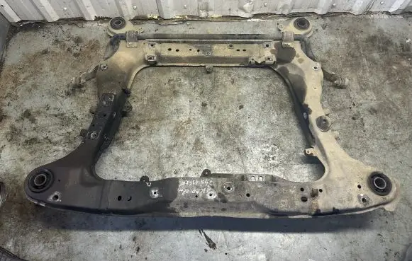 Volvo XC90 Front subframe