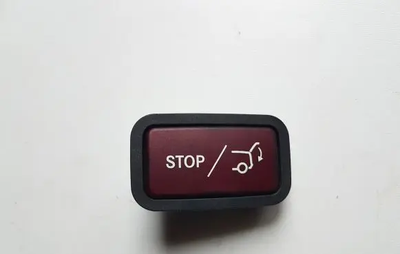 Mercedes-Benz GLK (X204) Tailgate/trunk/boot open switch 2128210651 A2128210651