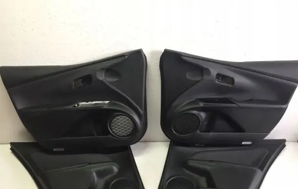 Toyota Prius (XW50) Front door card panel trim 831084713KP
