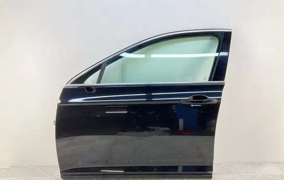 Volkswagen PASSAT B8 Front door 3G0831311K