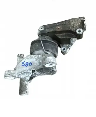 Volvo S80 Engine mount bracket 30645754