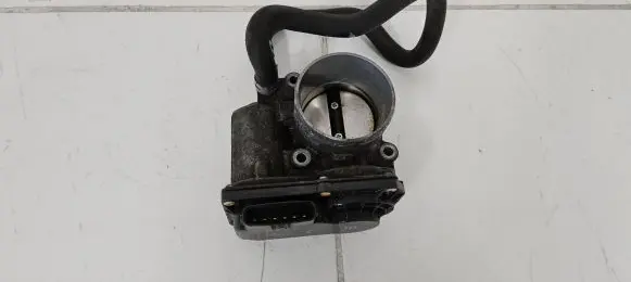 Toyota Auris E180 Throttle valve 220300T110 4D10 00T48