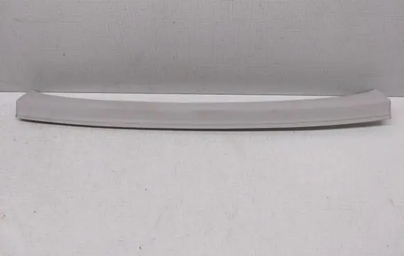 Volkswagen Golf V Other sill/pillar trim element 1K6867617