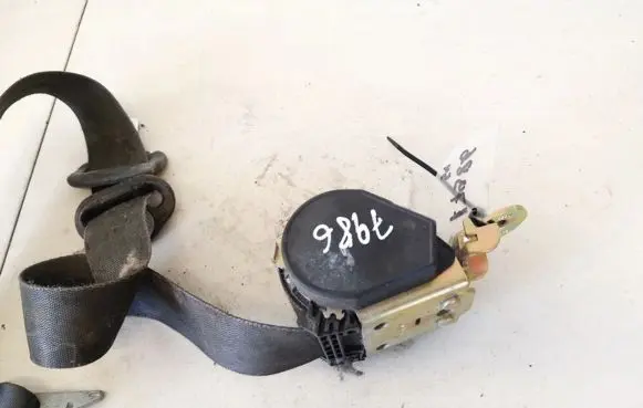 Renault Scenic II - Grand scenic II Rear seatbelt b506014