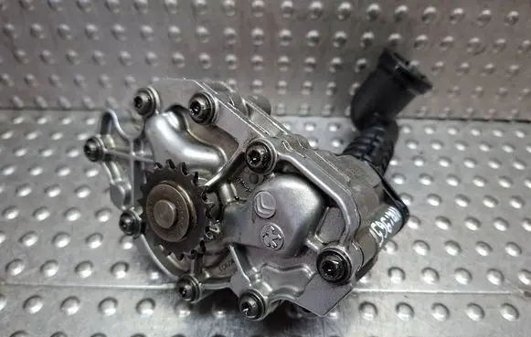 Peugeot Boxer Oil pump S27624965 9809524280