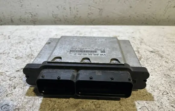 Skoda Fabia Mk3 (NJ) Engine control unit/module 04E907309AF 0261S09531