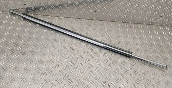 Toyota Auris E180 Rear door glass trim molding 