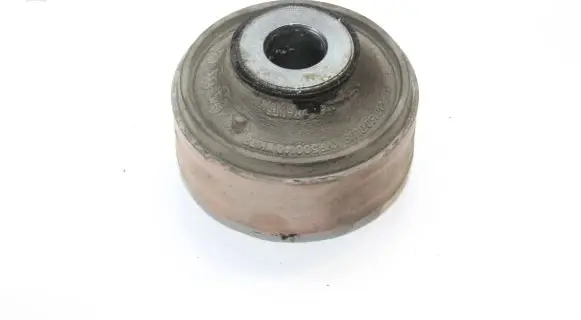Land Rover Discovery 3 - LR3 Other rear suspension part 