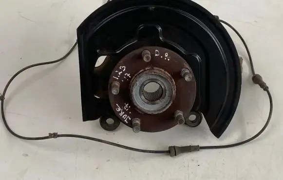 Nissan Juke I F15 Front wheel hub 40014 1kk0h