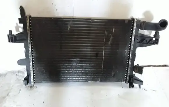 Opel Tigra B Coolant radiator 24445160