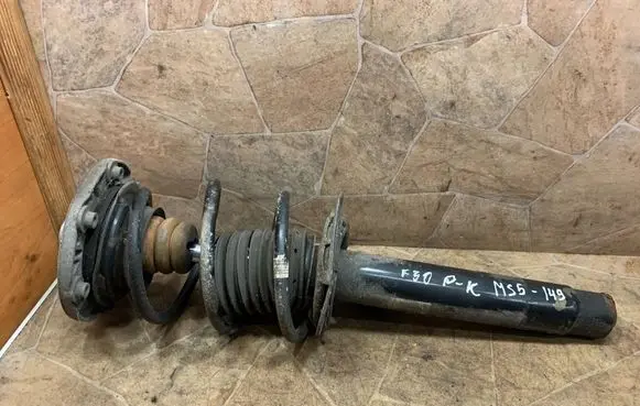 BMW 3 F30 F35 F31 Front shock absorber/damper 6876753