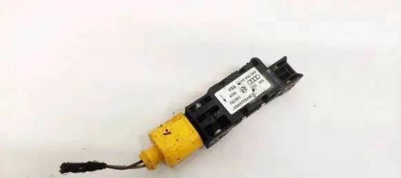Audi A3 S3 8P Airbag deployment crash/impact sensor 4B0959643E