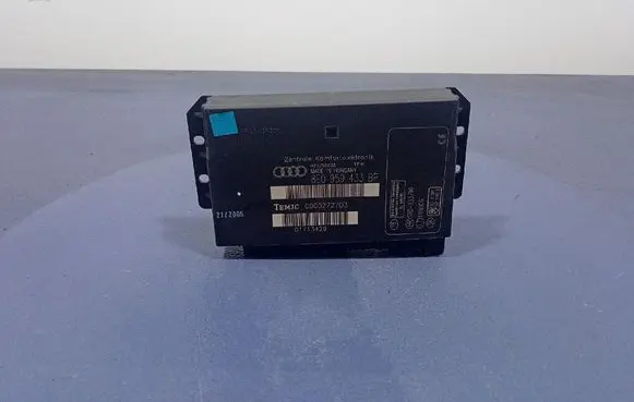 Audi A4 S4 B7 8E 8H Comfort/convenience module 8E0959433BP