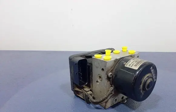 Volvo S80 ABS Pump 9467581