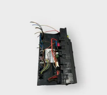 Mercedes-Benz E W211 SAM control unit 2115453601 5DK00804741