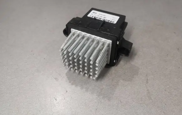 Maserati Ghibli Heater blower motor/fan resistor W0591001 F011500092
