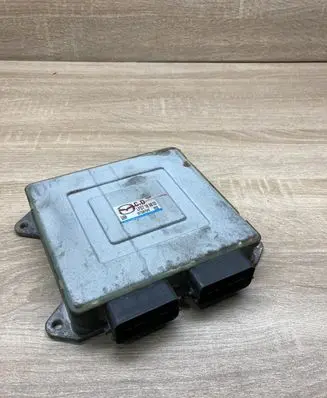 Mazda 5 Engine control unit/module ECU LFD718881D E6T53975H2