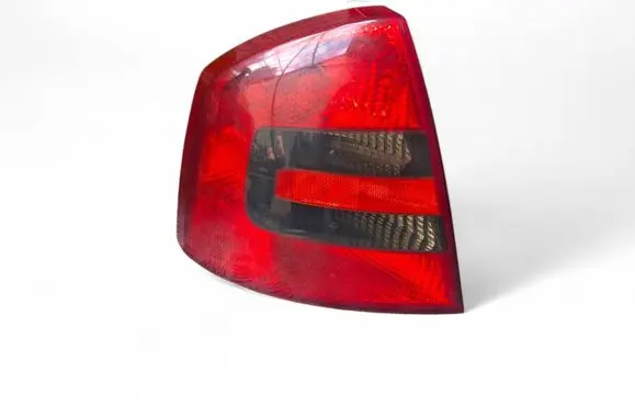 Skoda Octavia Mk2 (1Z) Rear/tail lights 1Z5945095A